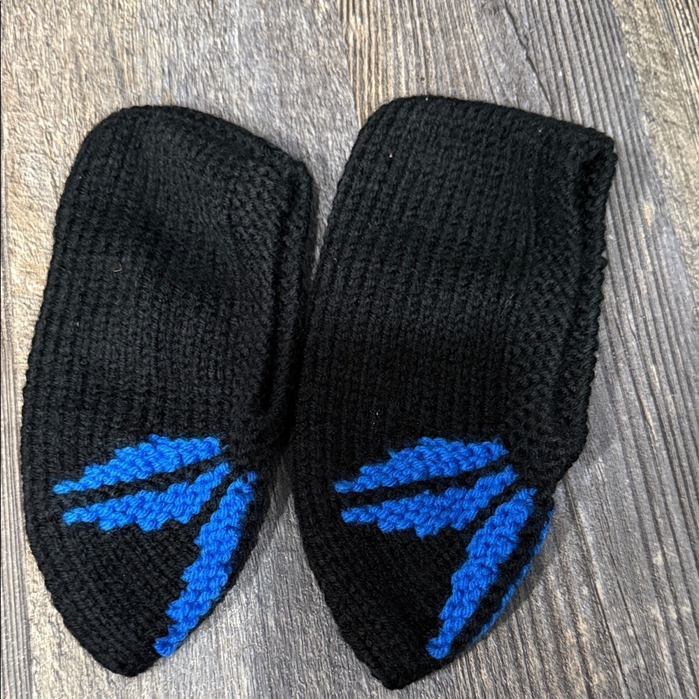 Black and Blue women’ a Knitted Socks